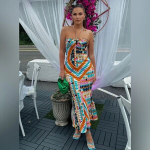 Zara Geometric Printed Strappy Halter Midi Dress NWOT Size Medium Blogger Fav